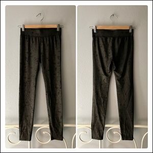 GUESS Gold Metallic Leggings